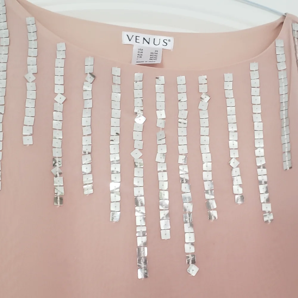 Venus Blush Chiffon sequin top - Picture 2 of 3